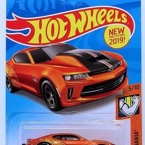 Hot Wheels 2019 Muscle Mania '18 Copo Camaro SS 71/250, Orange